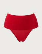 Spanx - Punainen - Undie-tectable® Thong