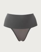 Spanx - Harmaa - Undie-tectable® Thong