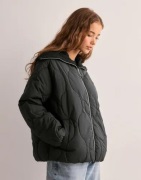 Only - Musta - Onlvanora Quilted Jacket Otw