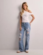 Nelly - Sininen - Low Waist Loose Jeans