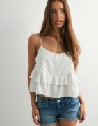 Nelly - Valkoinen - Volume Flounce Top