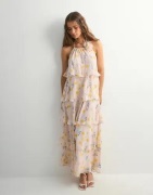 Pieces - Kukallinen - Pcclara Sl Long Layred Dress Kca Bc