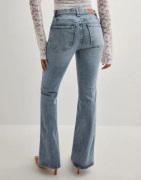 Gina Tricot - Sininen - Low waist bootcut jeans