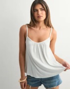 Nelly - Valkoinen - Flowy Strap Top