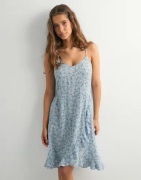 Pieces - Sininen - Pcnya Strap Flounce Dress Wvn Bc