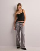Nelly - Musta - Pointelle Strap Top