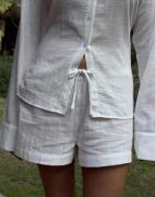 Nelly - Valkoinen - Easy Breeze Shorts