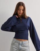Nelly - Sininen - Wide Sleeve LS Top