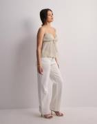 Nelly - Beige - Structured Frill Top