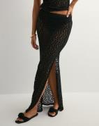 Nelly - Musta - Wonderful Lace Skirt