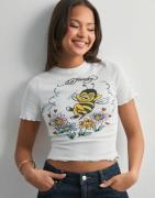 Ed Hardy - Valkoinen - Womens Bee Lettuce Hem Baby Tshirt Top