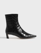 Michael Kors - Musta - Cosmo Kitten Bootie