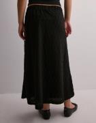 OBJECT - Musta - Objfeodora Midi Skirt Div