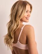 Hunkemöller - Vaaleanpunainen - Lola non wired low d pu