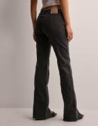 Levi's - Musta - Seamed Superlow Boot