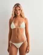 Nelly - Valkoinen - Flavour Straight Bikini Panty