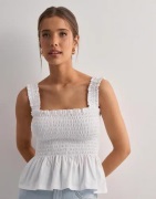Nelly - Valkoinen - Cute Smock Top