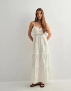 Vero Moda - Valkoinen - Vmquincy Sl Long Dress Wvn Ga