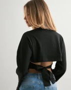 Nelly - Musta - Open Back Tie LS Top