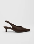 Nelly - Ruskea - Thin V-Shape Slingback