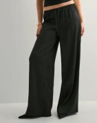 Nelly - Musta - Pull On Satin Pants