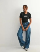 Adidas Originals - Musta - Cut Out Rib Tee