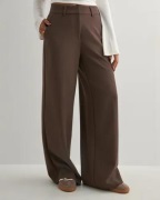 Nelly - Ruskea - Mid Waist Wide Suit Pants