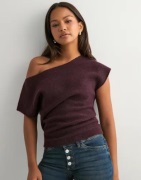 Nelly - Punainen - Wide Neck Knit Top