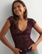 Nelly - Punainen - Lace Wrap Tee