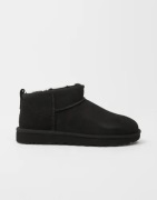 UGG - Ruskea - W Classic Ultra Mini
