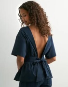 Nelly - Sininen - Tied Short Sleeve Top