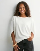 Nelly - Valkoinen - Soft Luxe Oversized Sweater