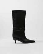 Nelly - Musta - Squaretoe Under Knee Boot