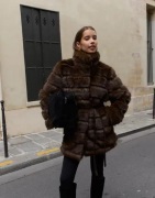 Nelly - Ruskea - Luxurious Short Fur Coat
