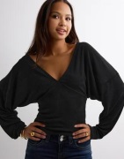 Nelly - Musta - Glam Plunge LS Top