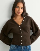 Gina Tricot - Ruskea - Fitted waist knitted cardigan