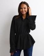 Neo Noir - Musta - Waldita Structure Shirt