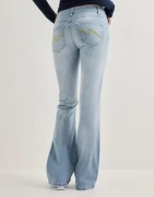 Nelly - Sininen - Low Waist Bootcut Stitch Jeans