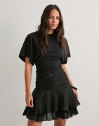 Neo Noir - Musta - Janie Frill Skirt