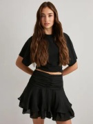 Neo Noir - Musta - Janie Frill Skirt