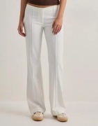 Nelly - Valkoinen - No Waist Flare Suit Pants