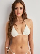 Nelly - Valkoinen - Flavour Bikini Triangle