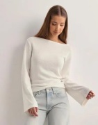 Nelly - Valkoinen - Gorgeous Wide Sleeve Sweater