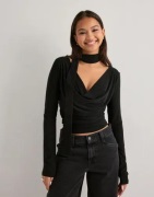 Gina Tricot - Musta - Scarf top