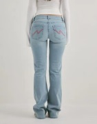 Nelly - Sininen - Low Waist Bootcut Stitch Jeans