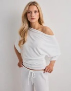 Nelly - Valkoinen - My Chill Shoulder Top
