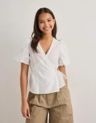 Nelly - Valkoinen - Puff Sleeve Wrap Blouse