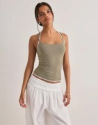 Nelly - Vihreä - Contrast Layer Singlet