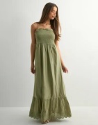 Only - Vihreä - Onllou Life Emb Smock Ankel Dress P