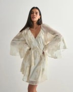 Vero Moda - Valkoinen - Vmchili Ls Short Frill Dress Wvn Ex